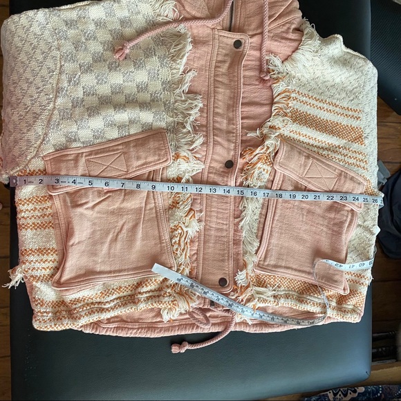 SOLD ON CURTSY - Picture 12 of 13